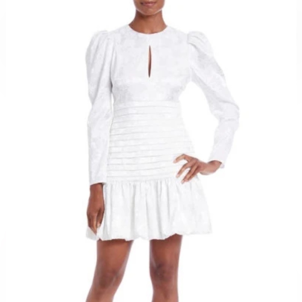 One33 NWOT Social Long Sleeve Jacquard Minidress in Light Ivory size 8